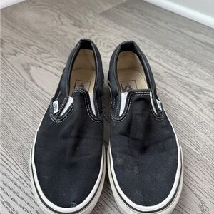 Vans Classic Black Slip-On Shoe -Women’s 6.5 -Men’s 5